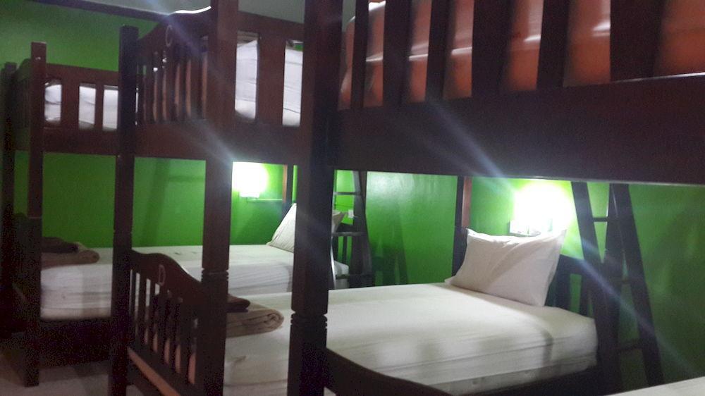 Silla Patong Hostel Luaran gambar