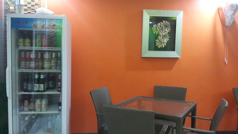 Silla Patong Hostel Luaran gambar