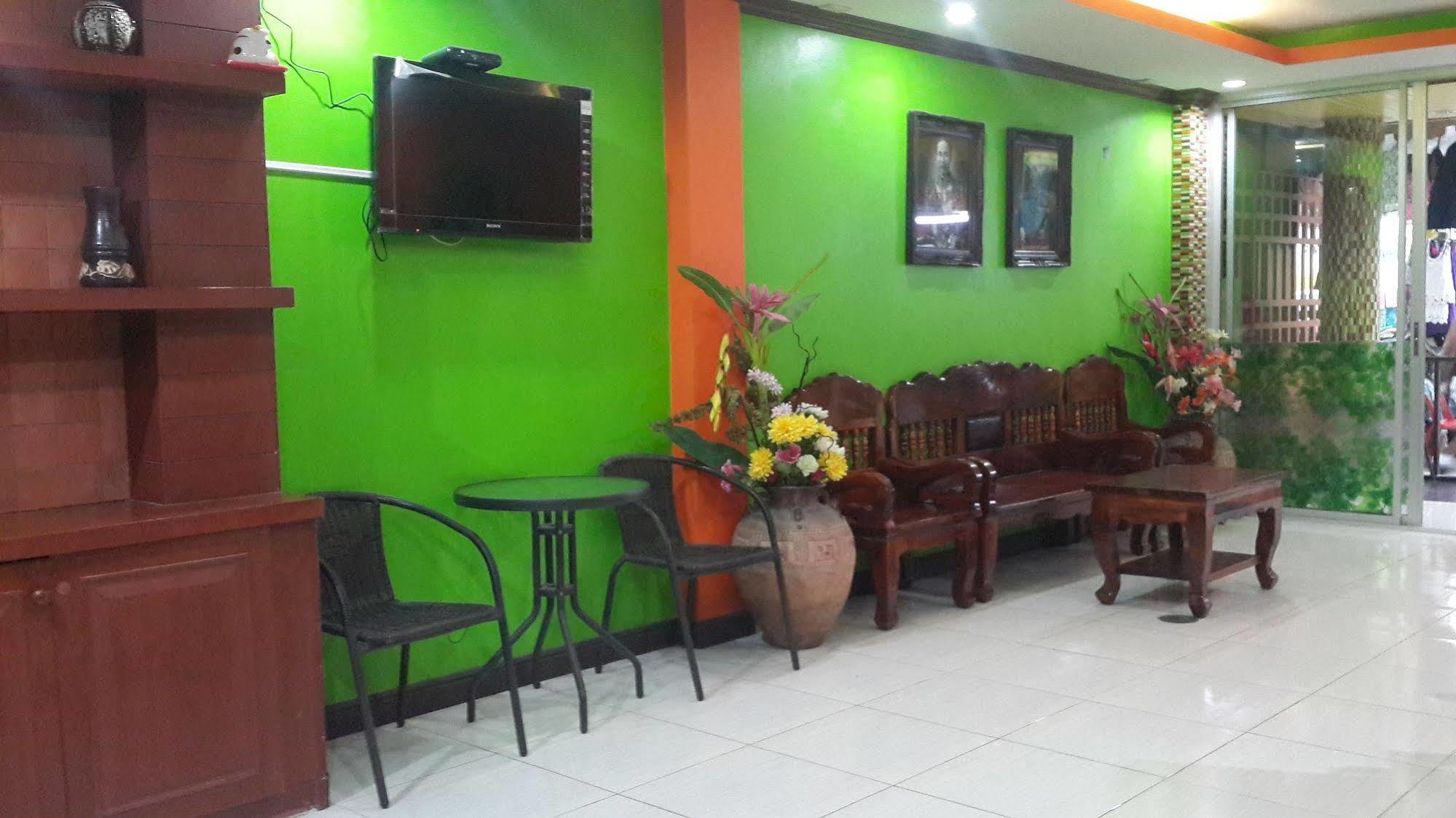 Silla Patong Hostel Luaran gambar