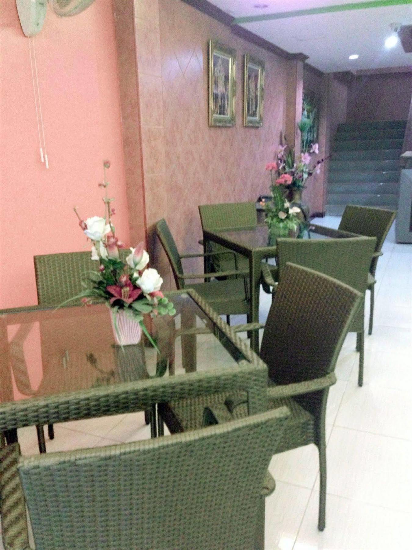 Silla Patong Hostel Luaran gambar